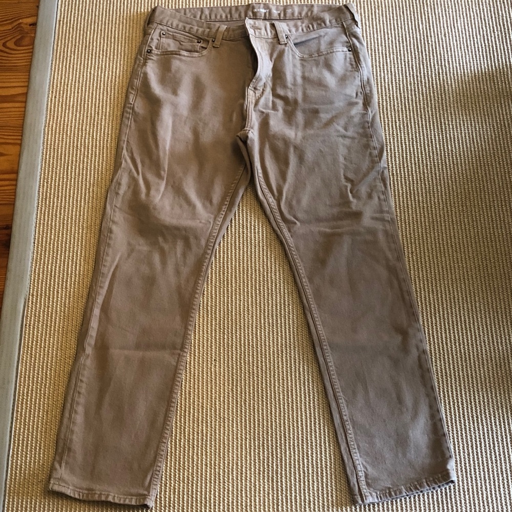 Old Navy Slim Chinos in Taupe Brown Preowned Size 34-30